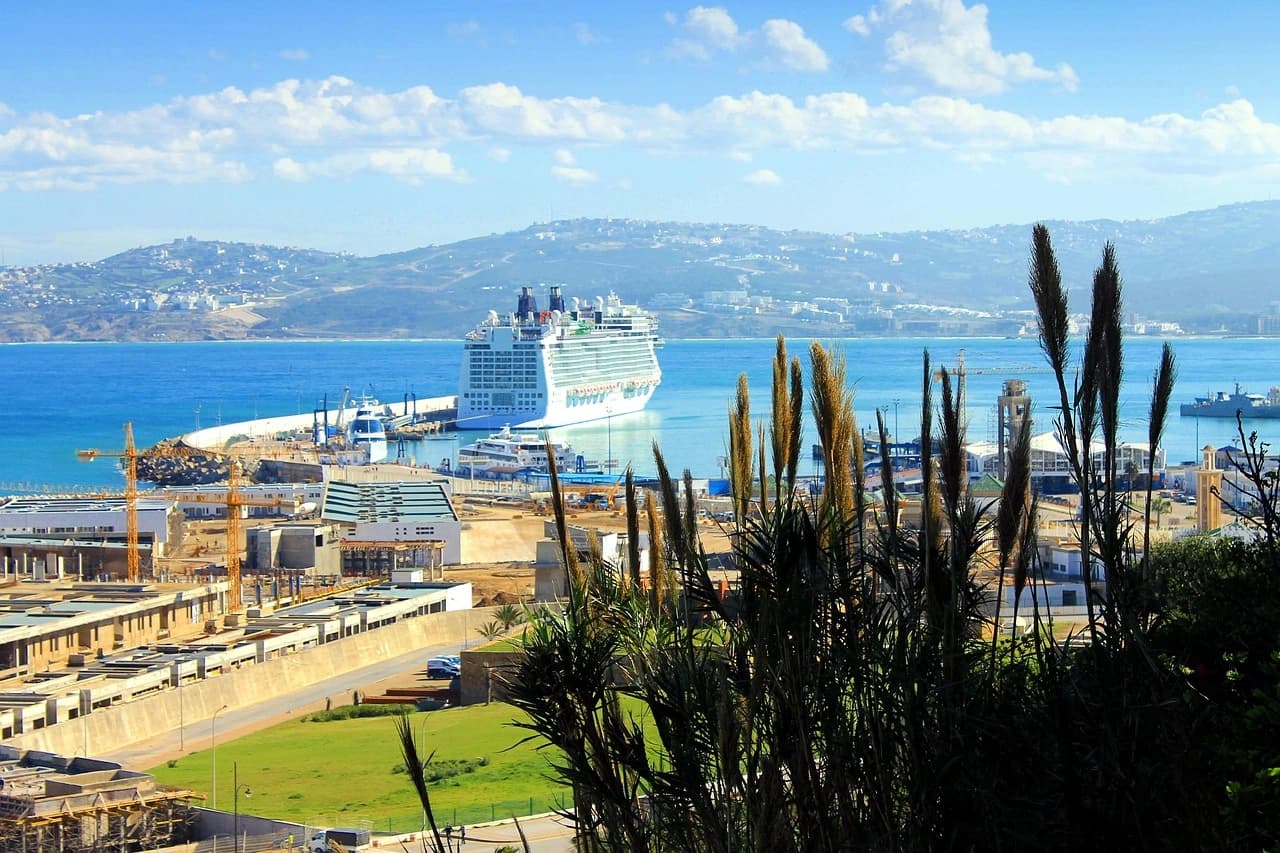 Vue de Tanger (Médina, port)